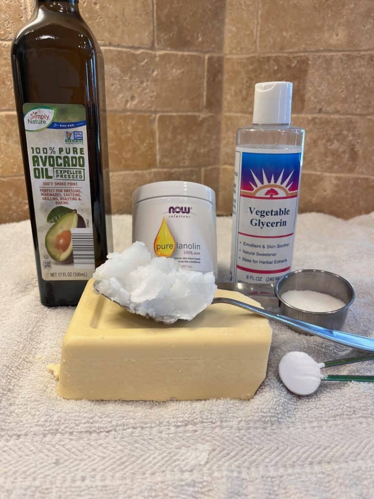 ingredients used to make homemade lotion recipe